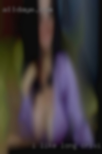 I like in Crivitz long walks and horseback riding.