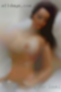 Looking for looking for a cuckold a fun easygoing lady fwb.