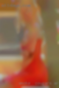 Smoke,  toke, alcohol cougars AR friendly.